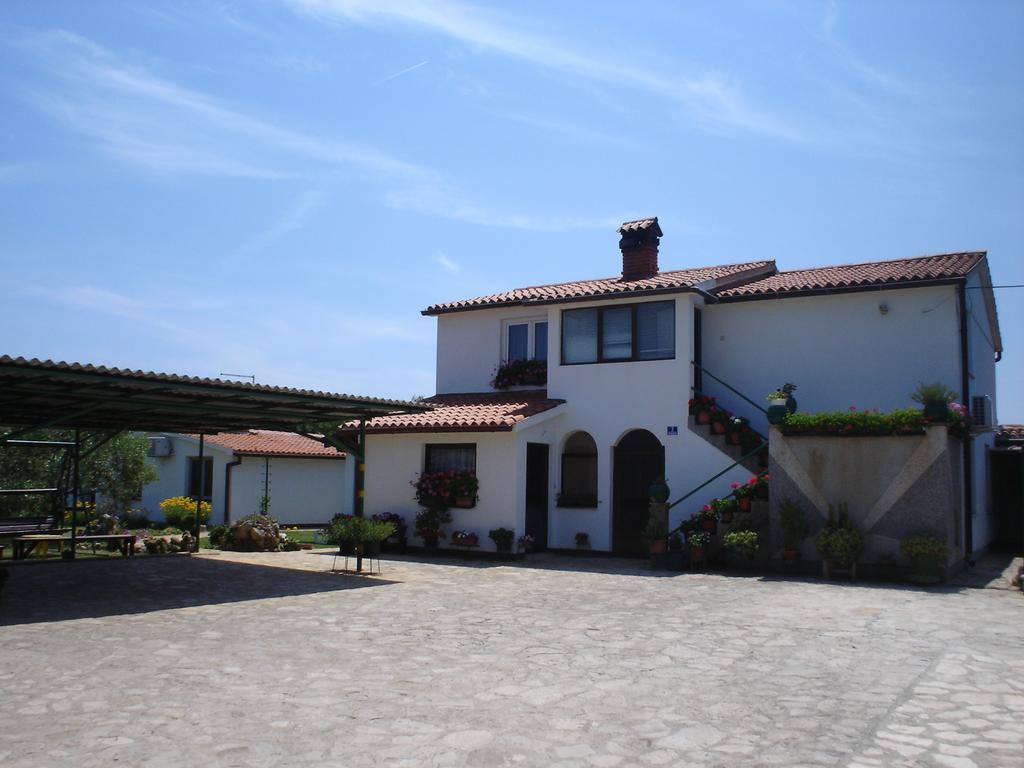 Nella Apartments Šišan Δωμάτιο φωτογραφία