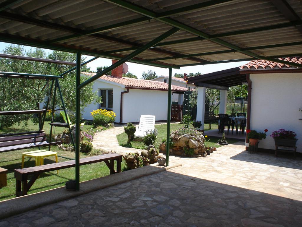 Nella Apartments Šišan Δωμάτιο φωτογραφία