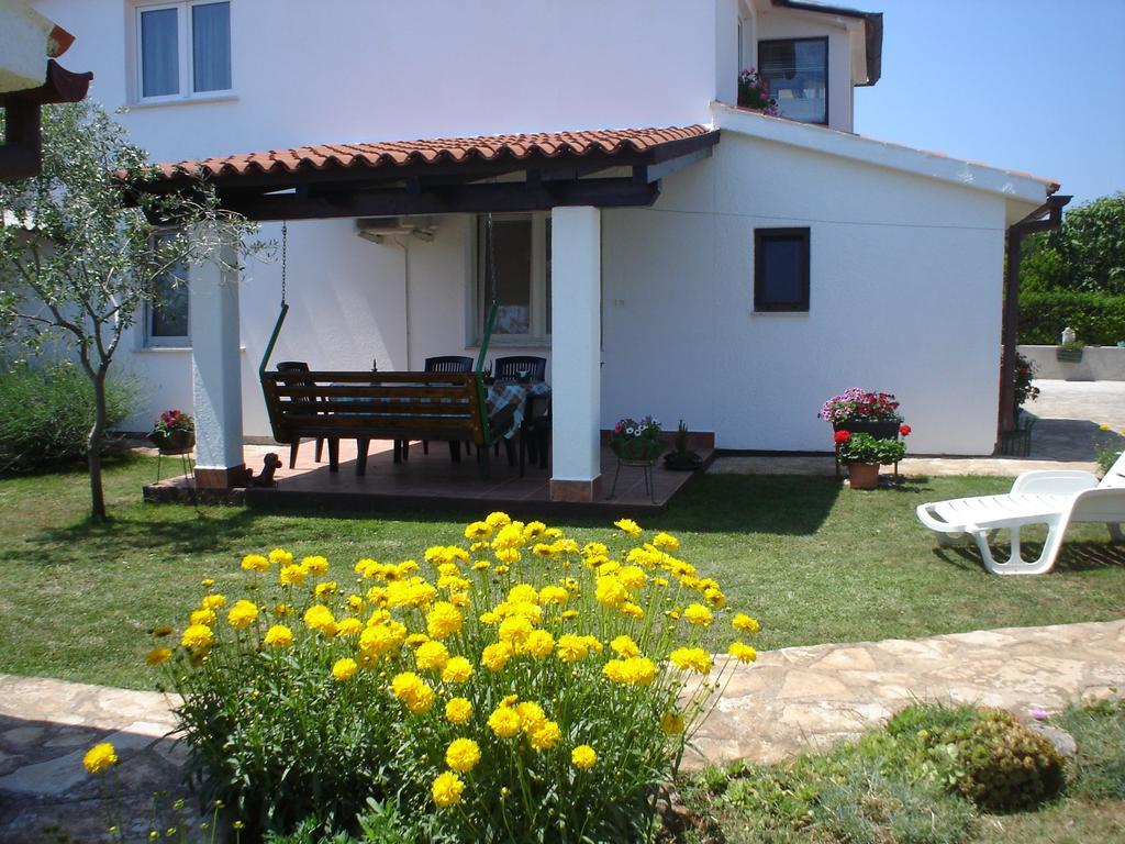 Nella Apartments Šišan Δωμάτιο φωτογραφία